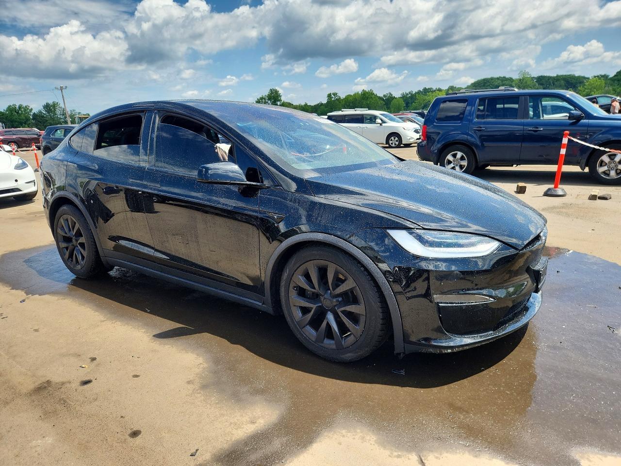 2023 Tesla Model X - Фото 4