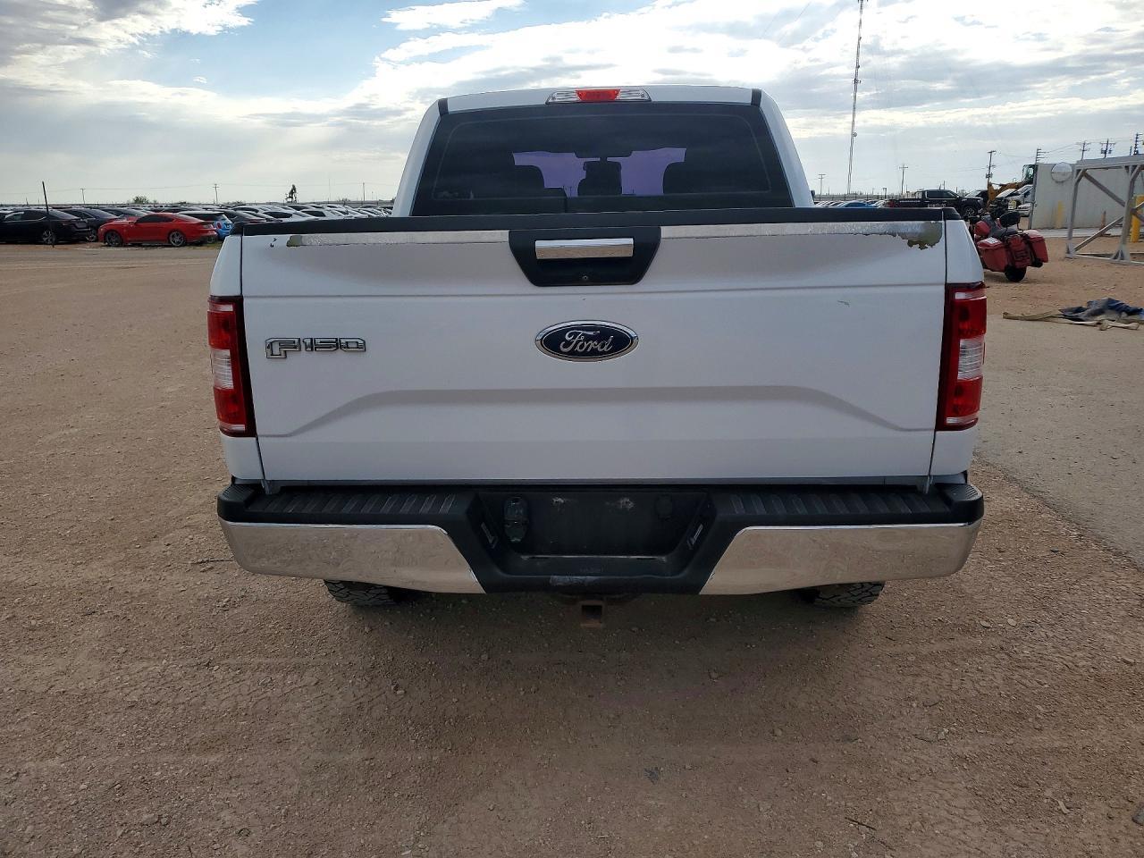 2018 Ford F150 Supercrew - Image 6