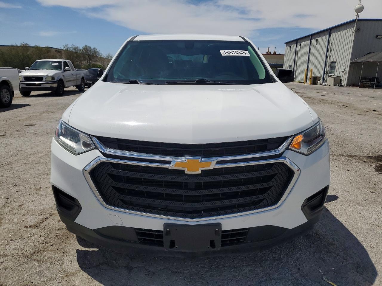 2021 Chevrolet Traverse Ls - Фото 5