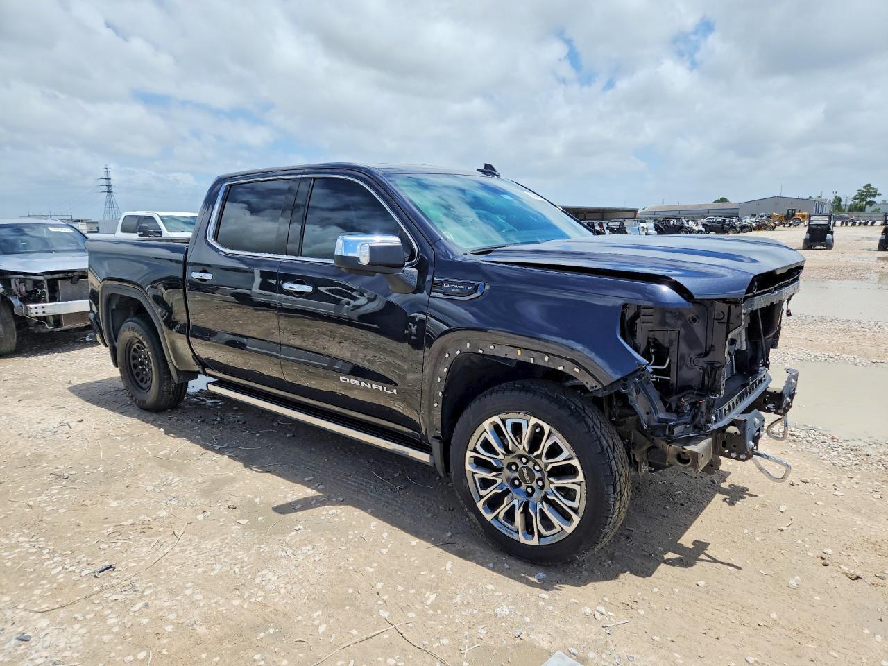 2023 GMC Sierra K1500 Denali Ultimate - Image 4