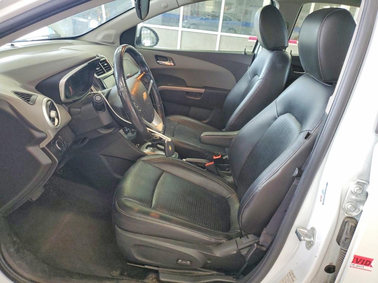 2017 Chevrolet Sonic Premier - Фото 7