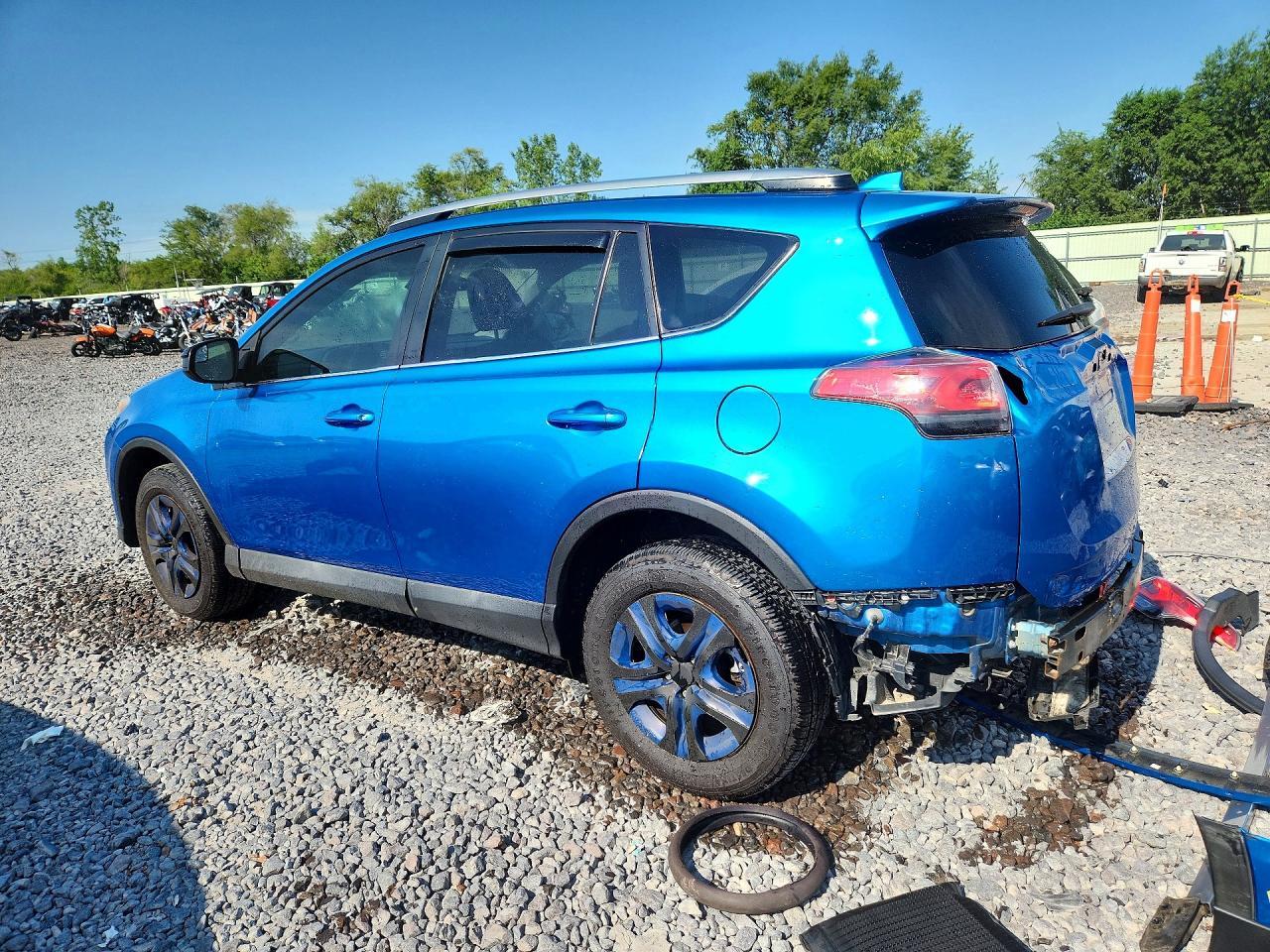 2017 Toyota Rav4 Le - Image 2