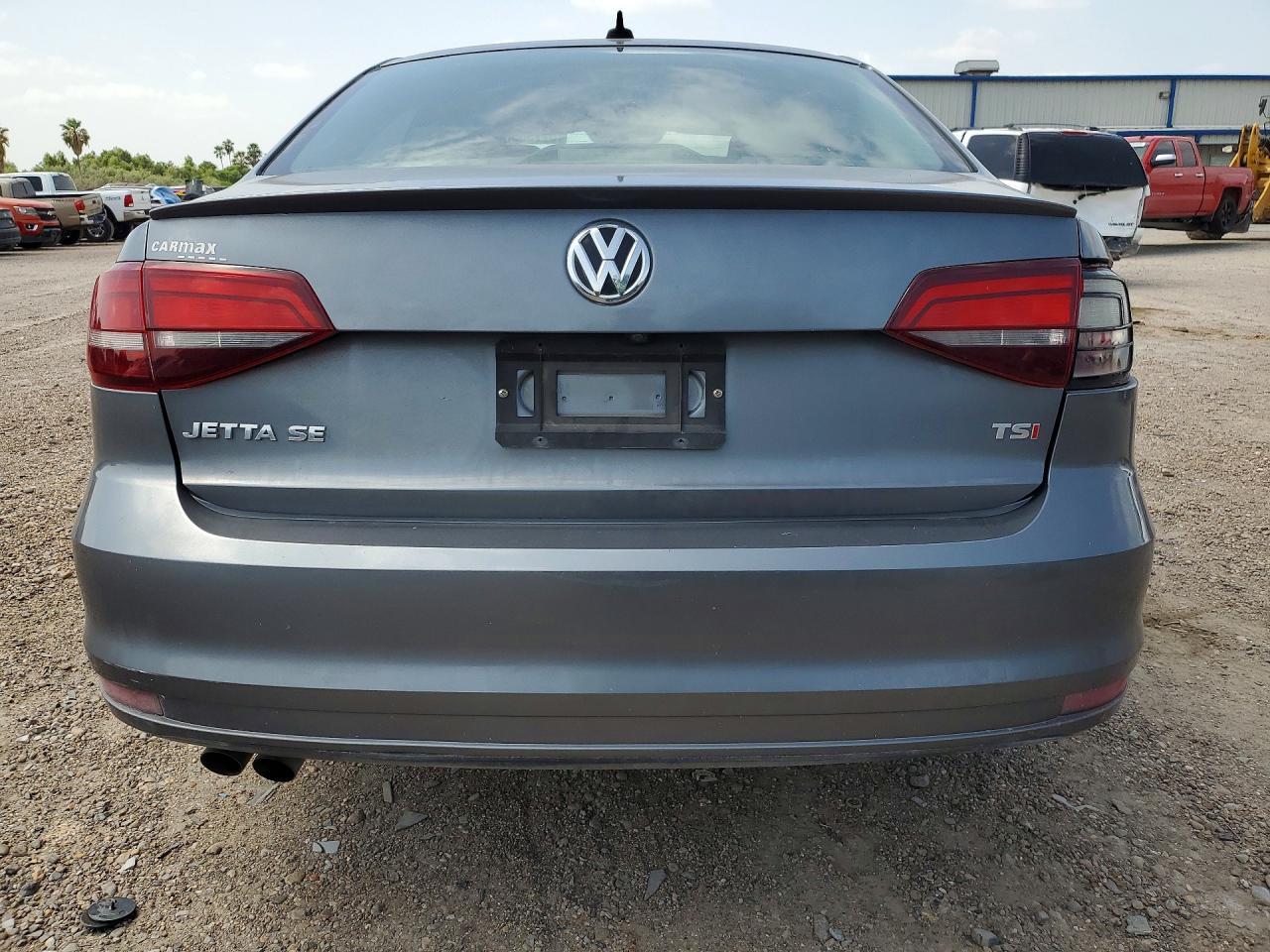2017 Volkswagen Jetta Se - Image 6
