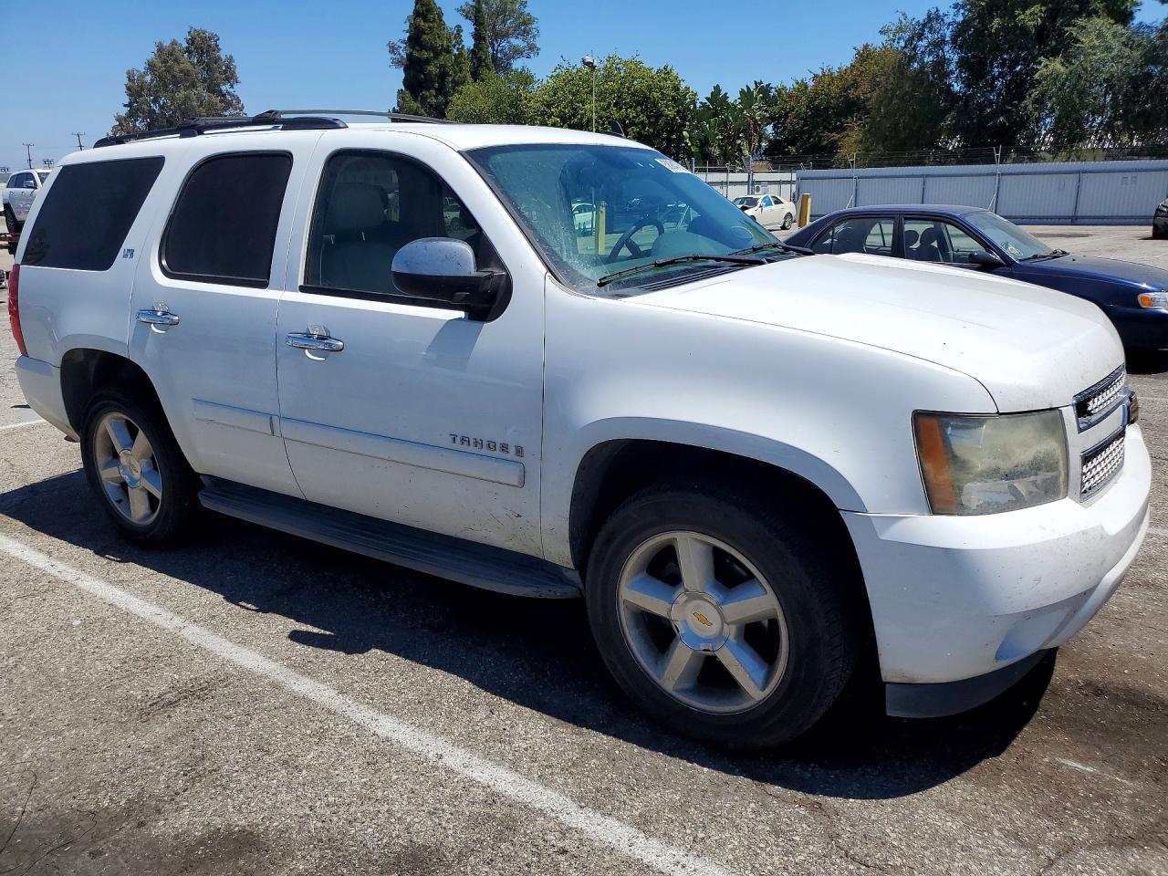 2007 Chevrolet Tahoe C1500 - Image 4