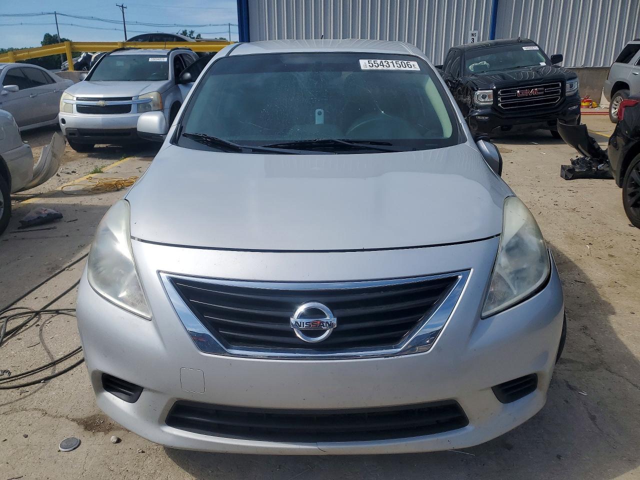 2014 Nissan Versa 1.6 S - Фото 5