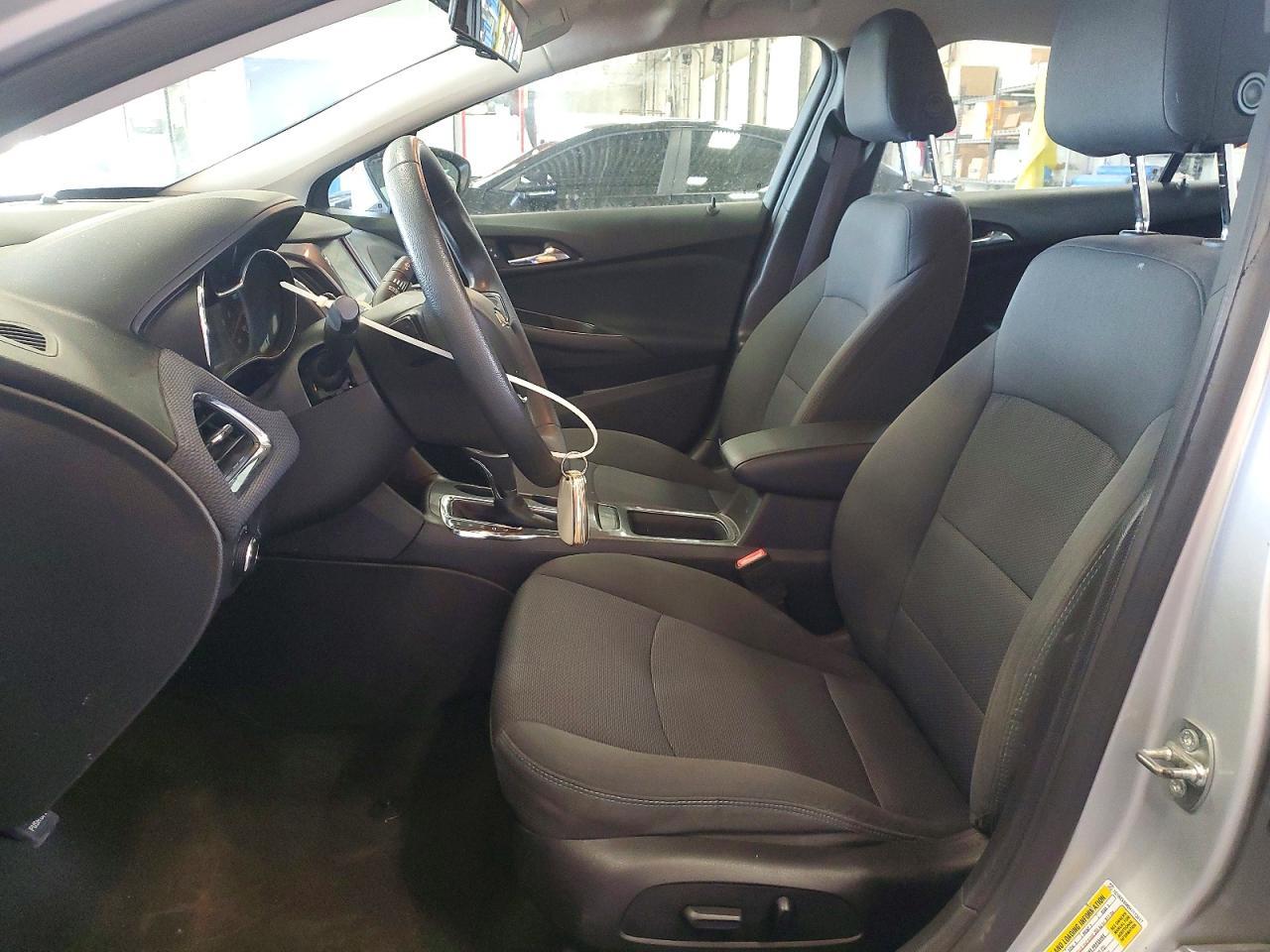 2017 Chevrolet Cruze Lt - Image 7
