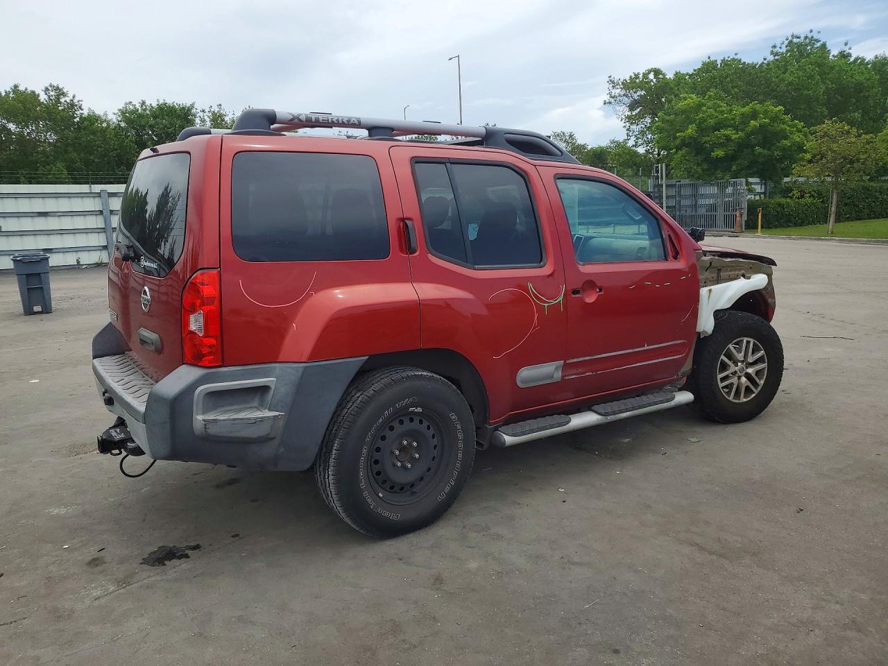 2014 Nissan Xterra S - Фото 3