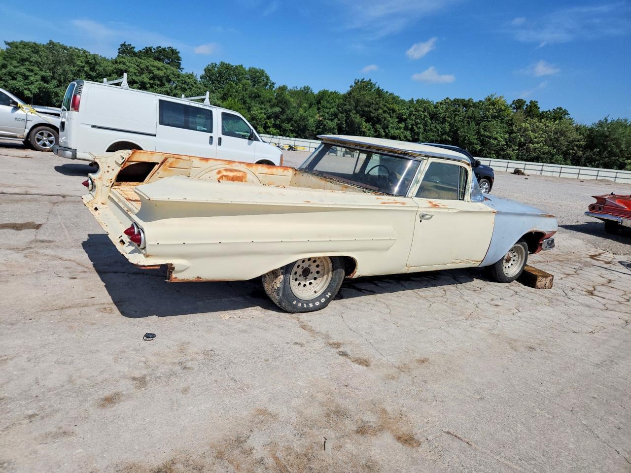 1960 Chevrolet El Camino - Image 3