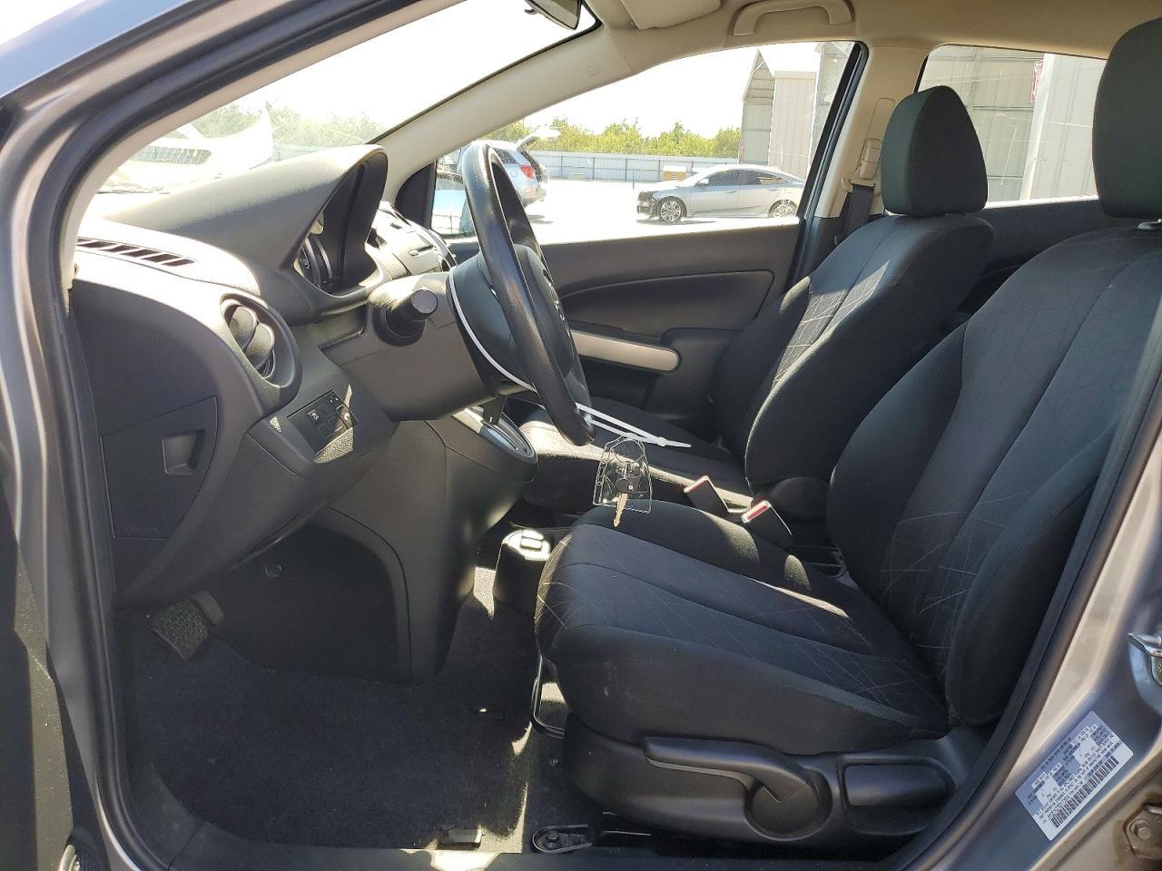 2014 Mazda Mazda2 Sport - Image 7