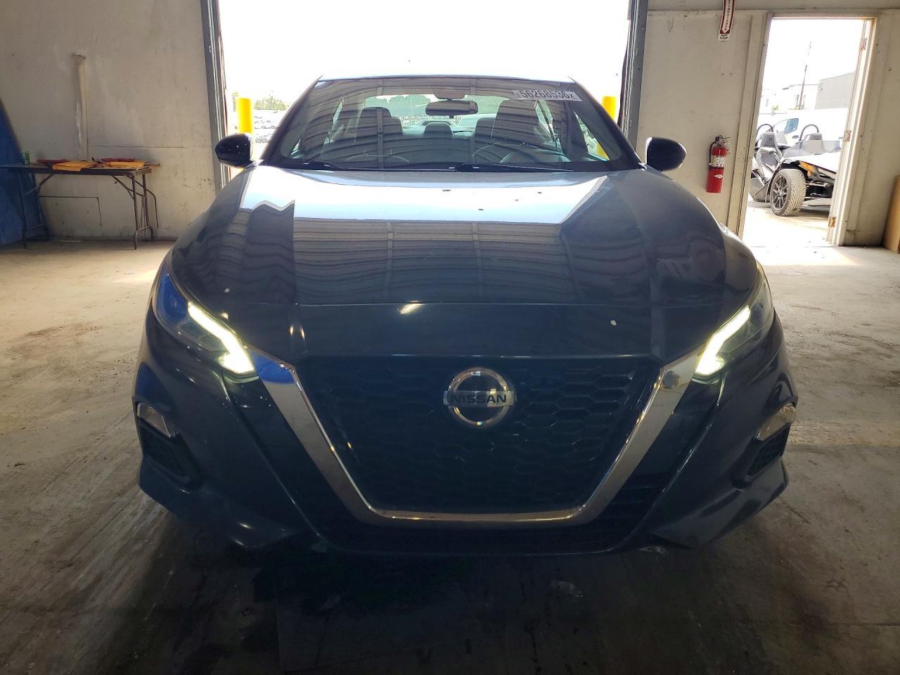 2021 Nissan Alitma - Фото 5