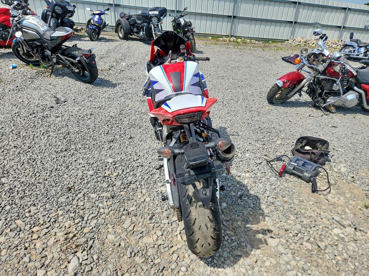 2014 Honda Cbr1000 S - Image 4