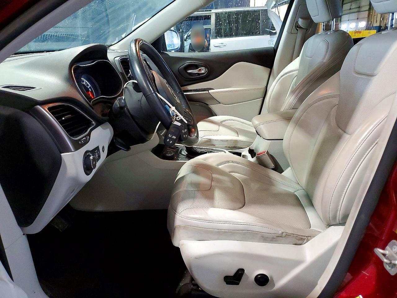 2019 Jeep Cherokee Limited - Image 7