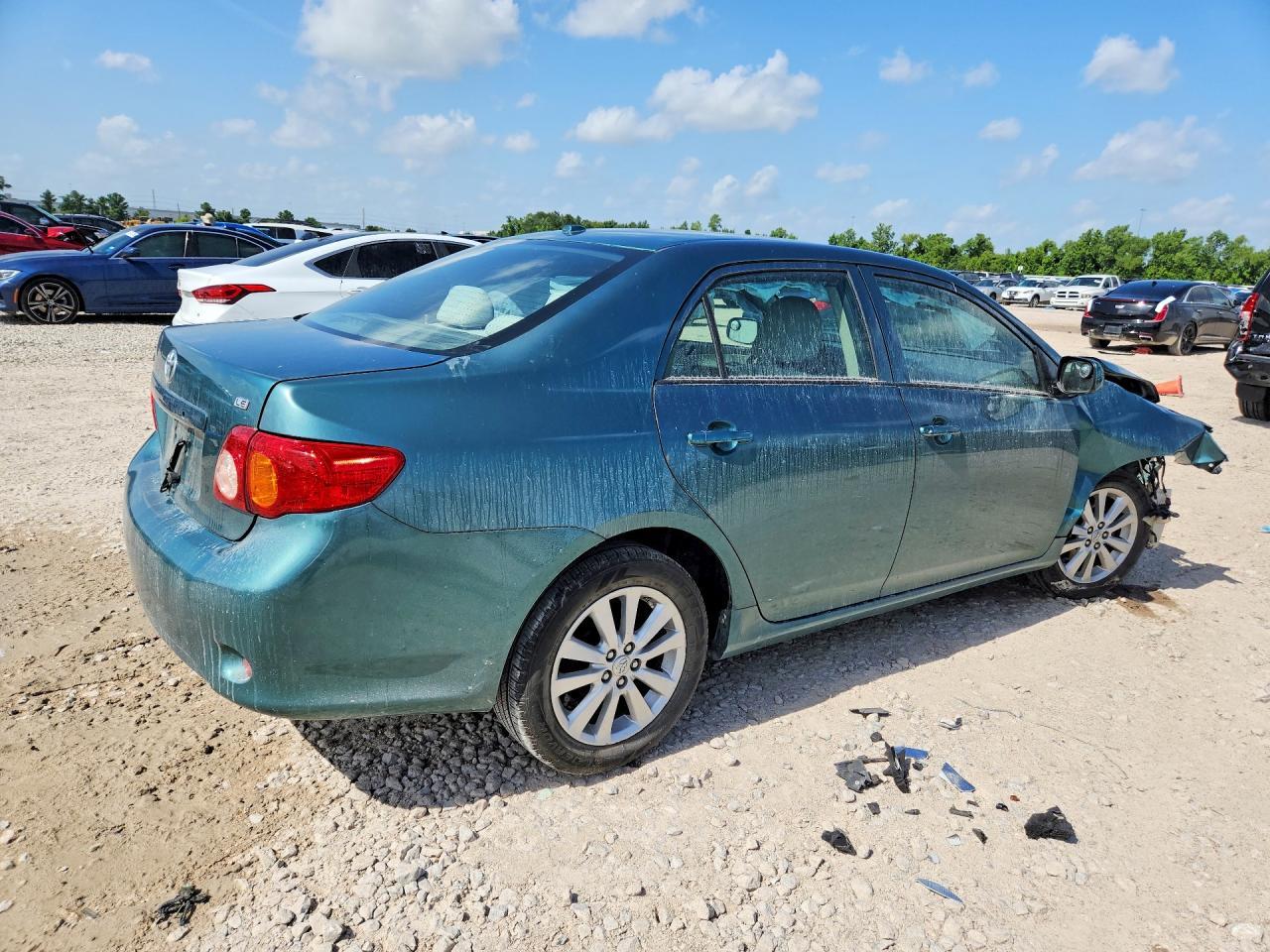 2009 Toyota Corolla Le - Фото 3