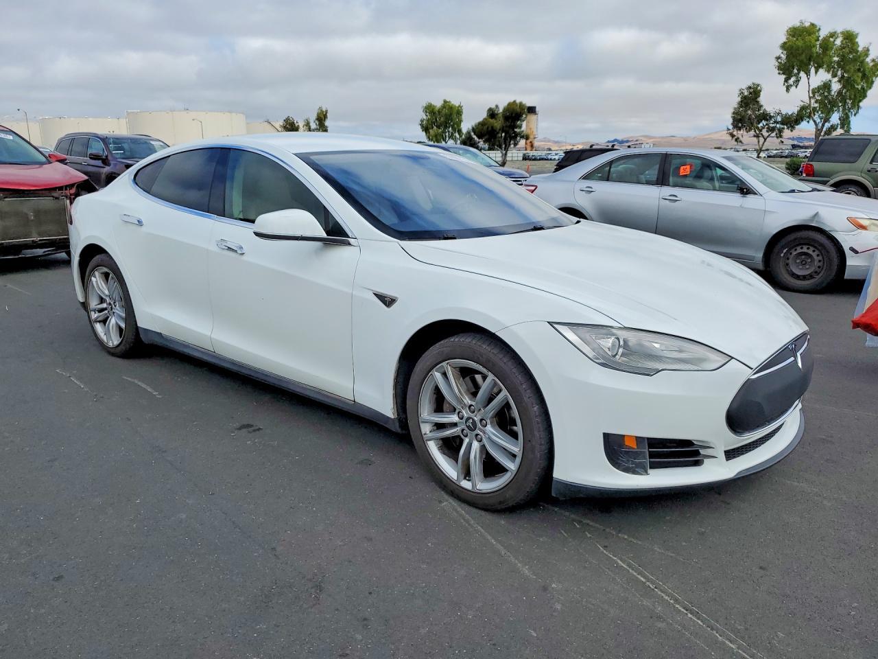 2013 Tesla Model S - Image 4