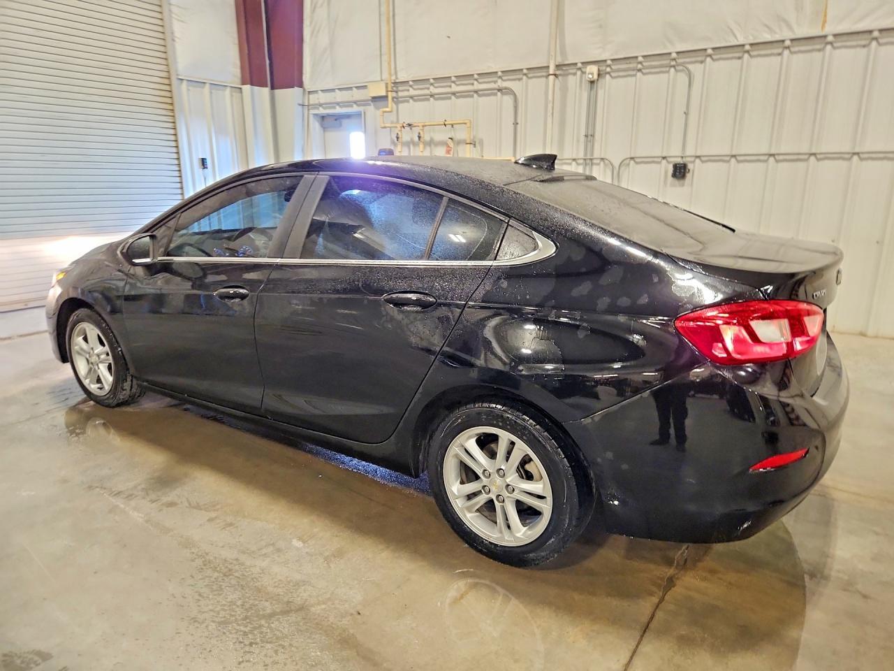 2017 Chevrolet Cruze Lt - Фото 2