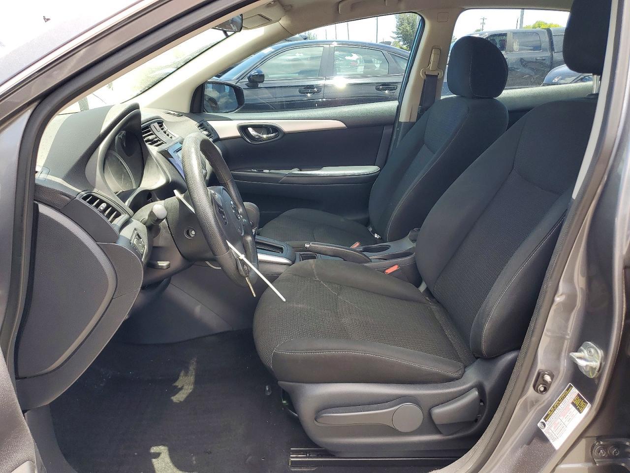 2019 Nissan Sentra S - Фото 7