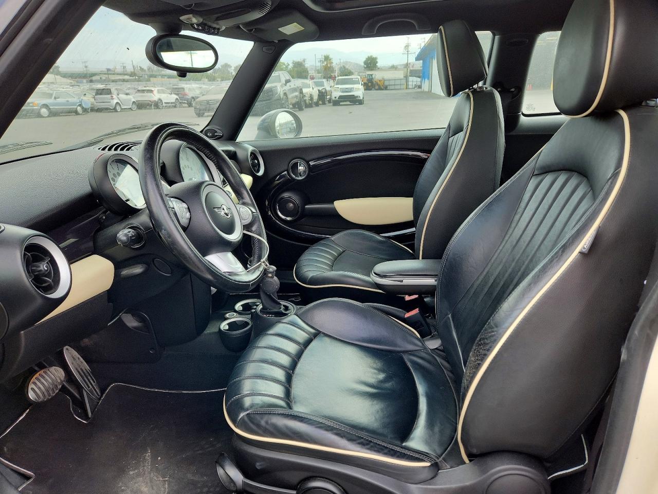 2010 Mini Cooper S - Фото 7