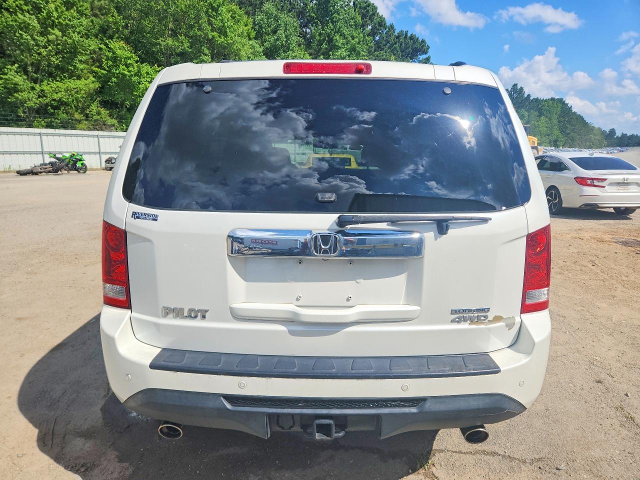 2015 Honda Pilot Touring - Image 6