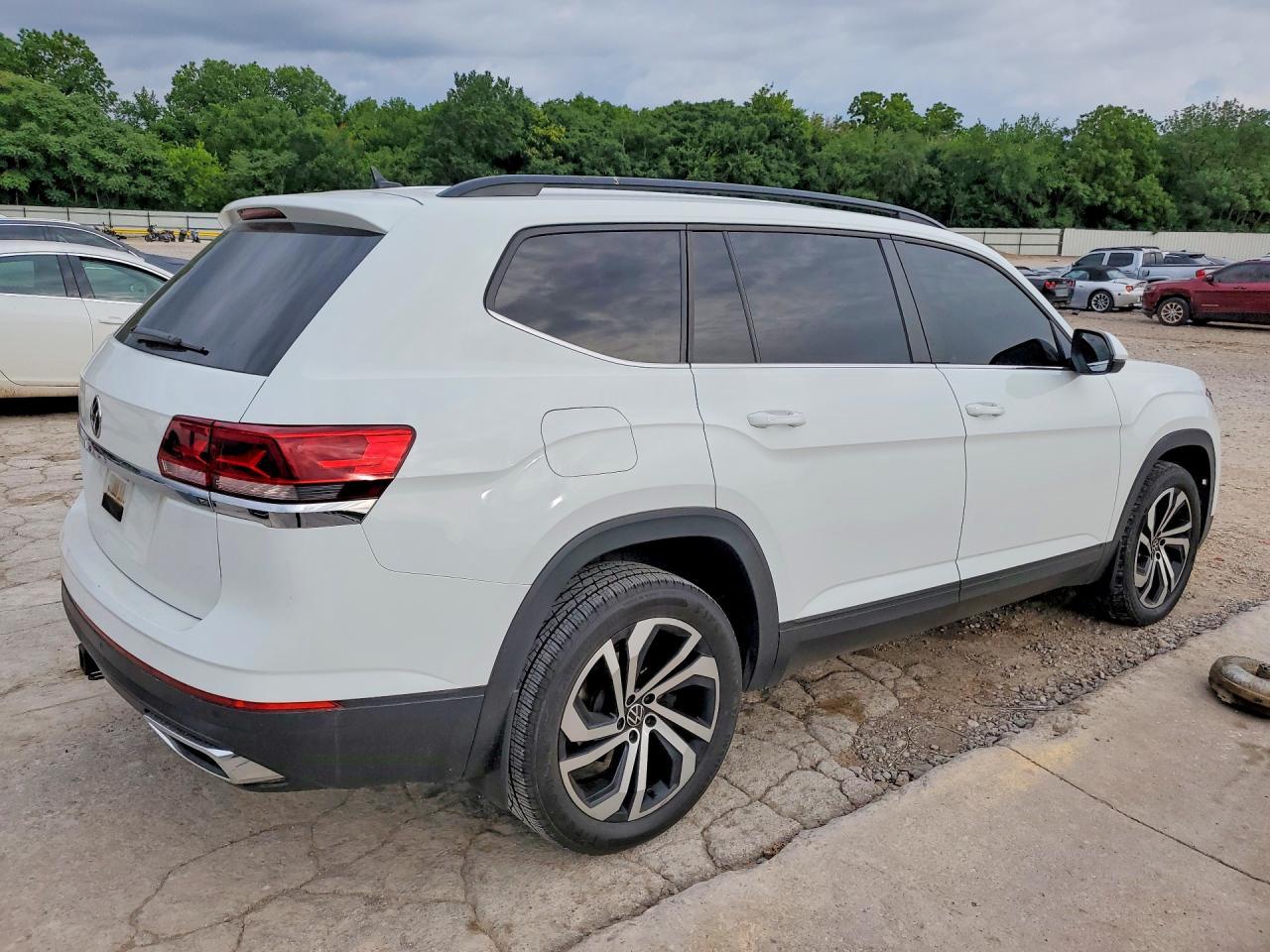 2021 Volkswagen Atlas Se - Image 3