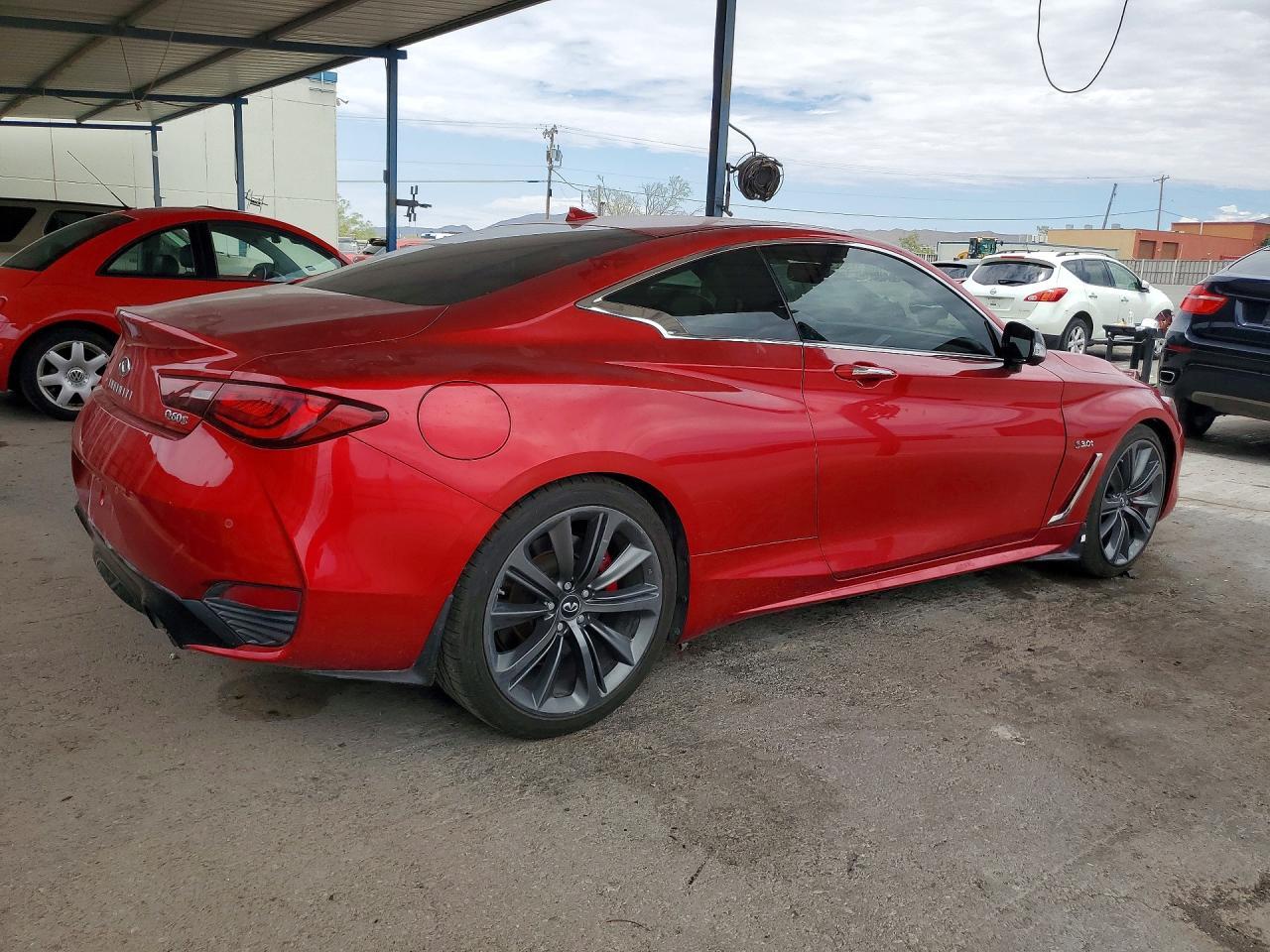 2019 Infiniti Q60 Red Sport 400 - Фото 3