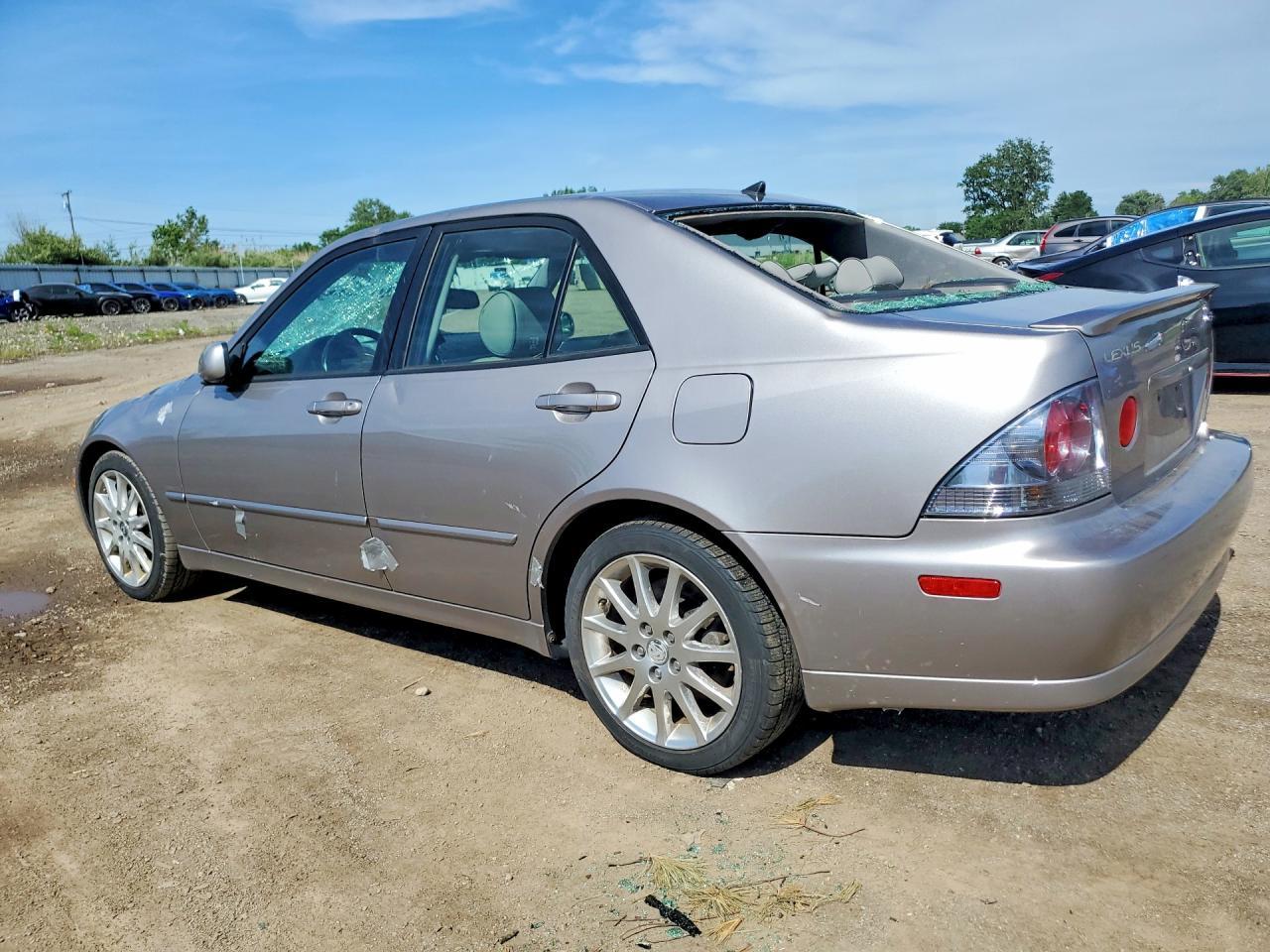 2003 Lexus Is 300 - Image 2