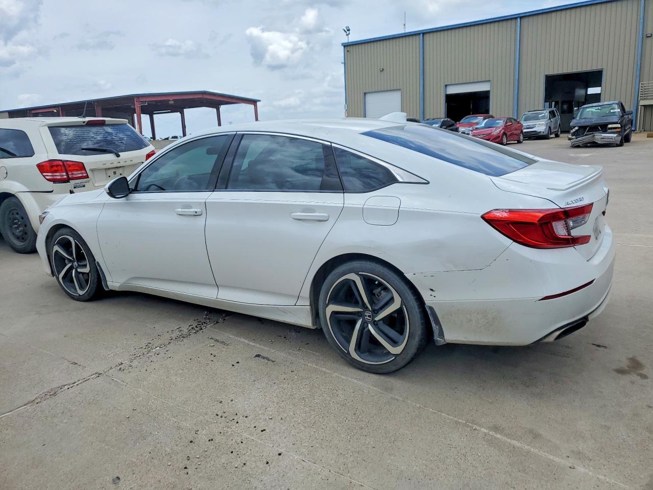 2019 Honda Accord Sport - Фото 2