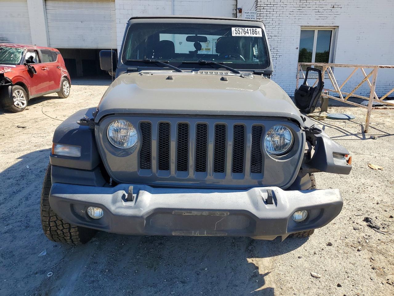 2019 Jeep Wrangler Sport - Фото 5