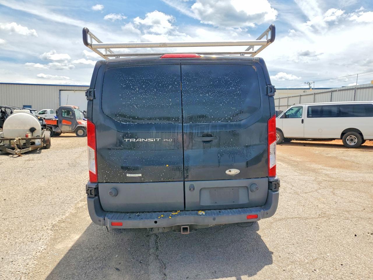 2015 Ford Transit T-350 - Фото 6