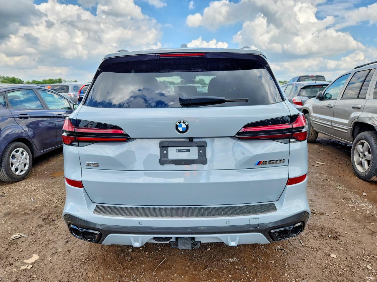 2025 BMW X5 M60I - Фото 6