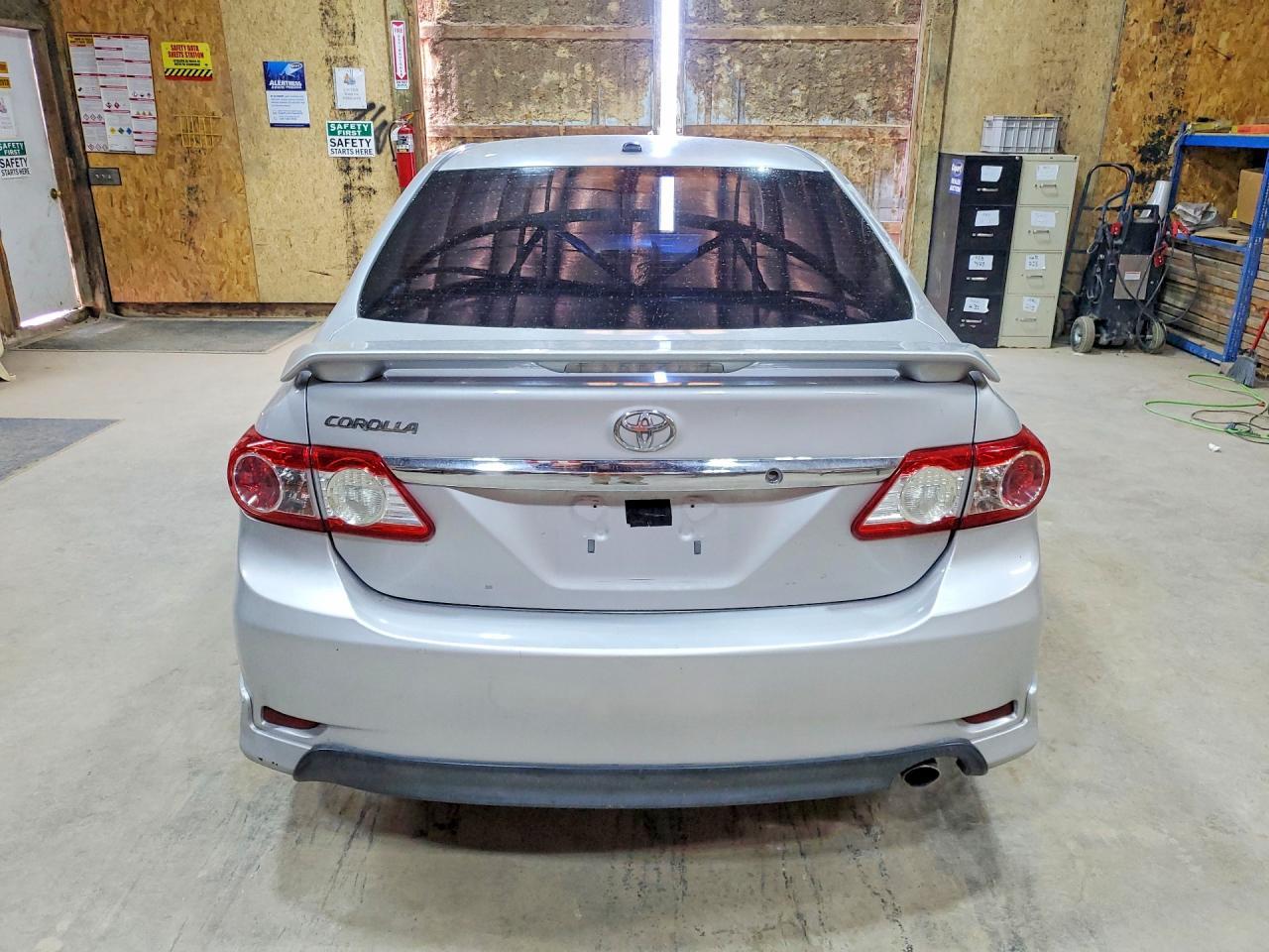2011 Toyota Corolla S - Фото 6