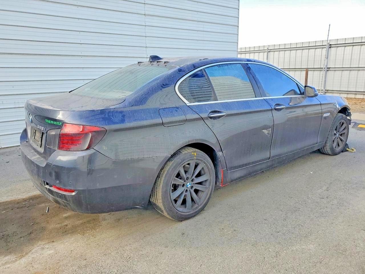 2015 BMW 528 I - Фото 3