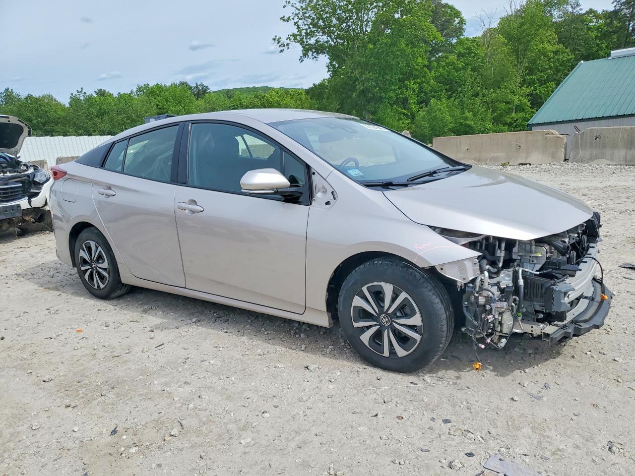 2017 Toyota Prius Prime Plus - Image 4