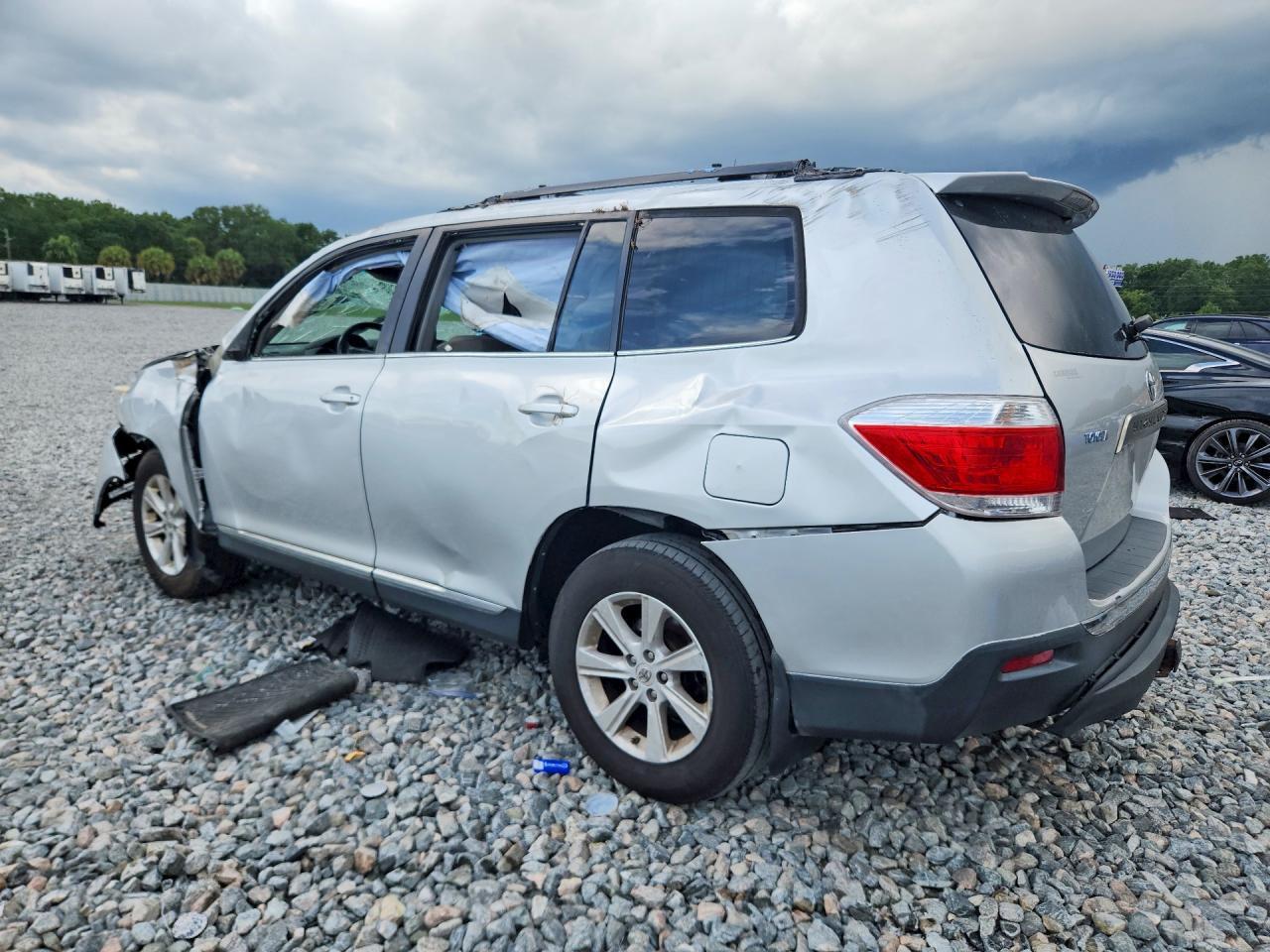 2012 Toyota Highlander Base - Фото 2