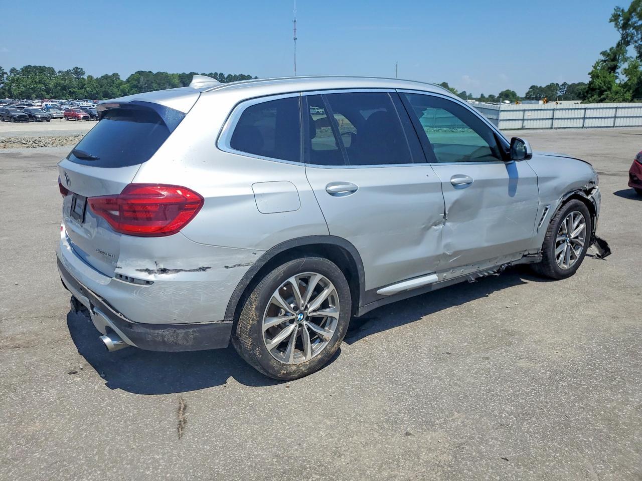 2019 BMW X3 Sdrive30I - Фото 3