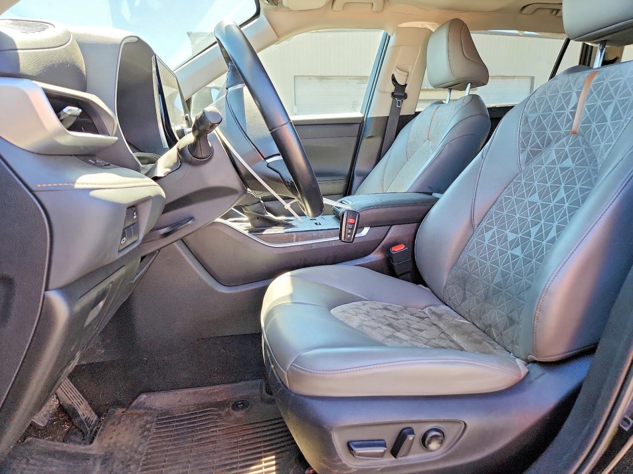 2023 Toyota Highlander Hybrid Bronze Edition - Фото 7