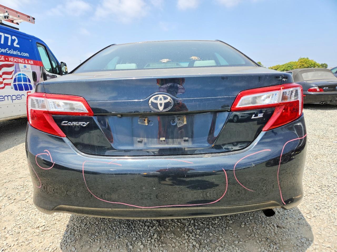 2014 Toyota Camry Le - Фото 6