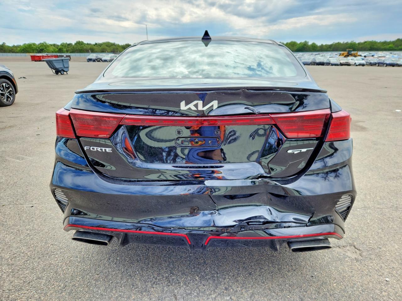 2024 Kia Forte Gt - Фото 6