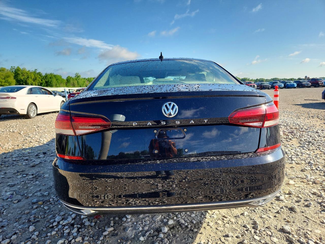 2020 Volkswagen Passat Sel - Image 6