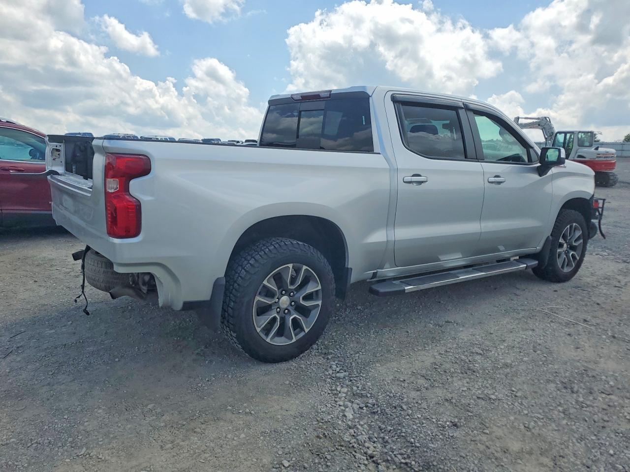 2022 Chevrolet Silverado Ltd K1500 Lt - Image 3