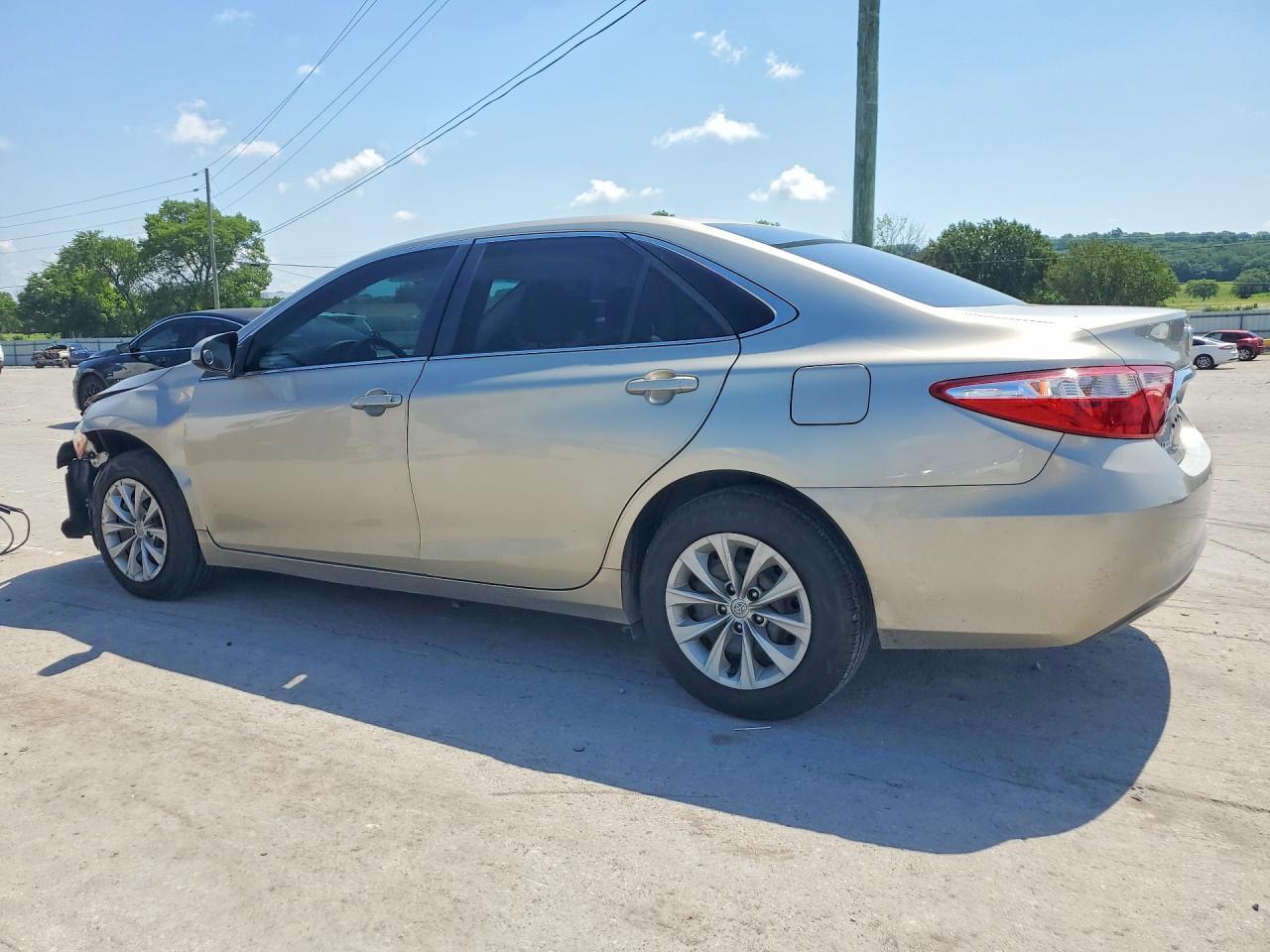 2016 Toyota Camry Le - Image 2