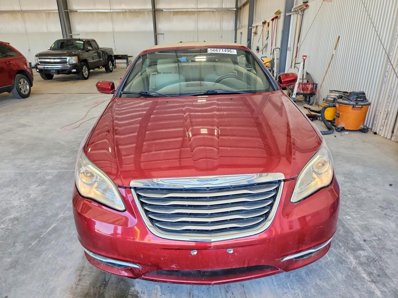 2011 Chrysler 200 Touring - Фото 5