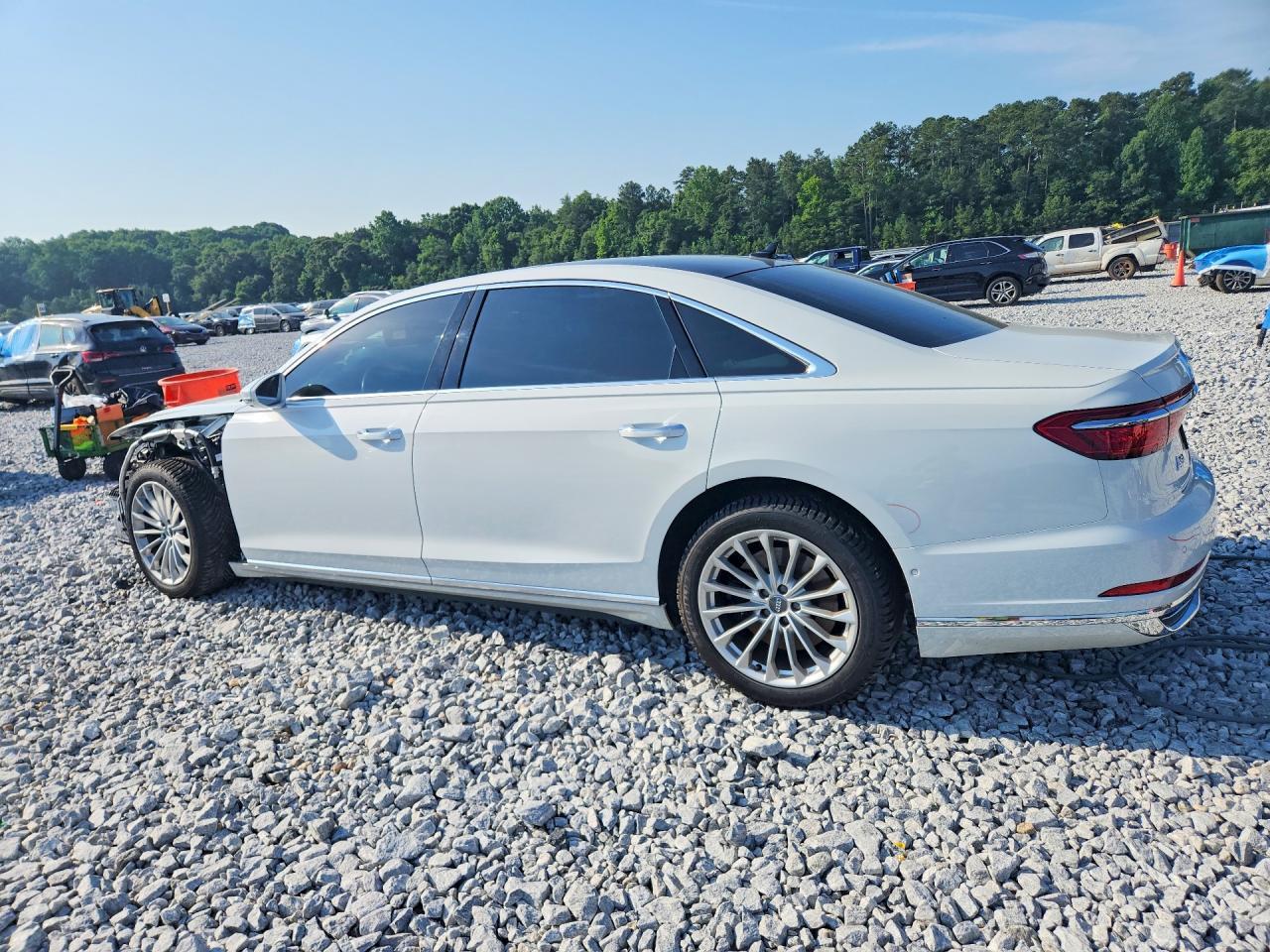 2020 Audi A8 L - Фото 2