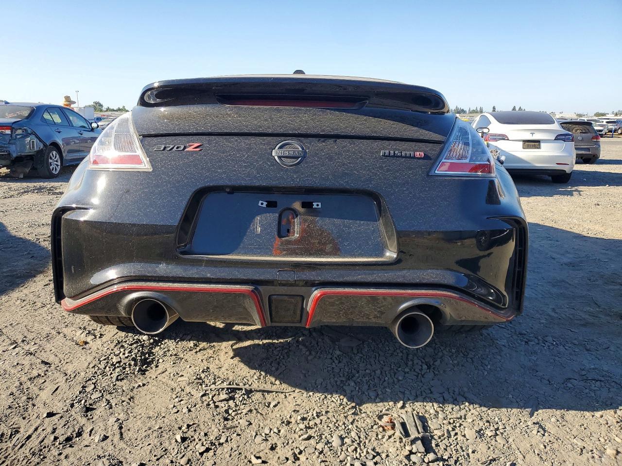 2016 Nissan 370Z Nismo Tech - Фото 6