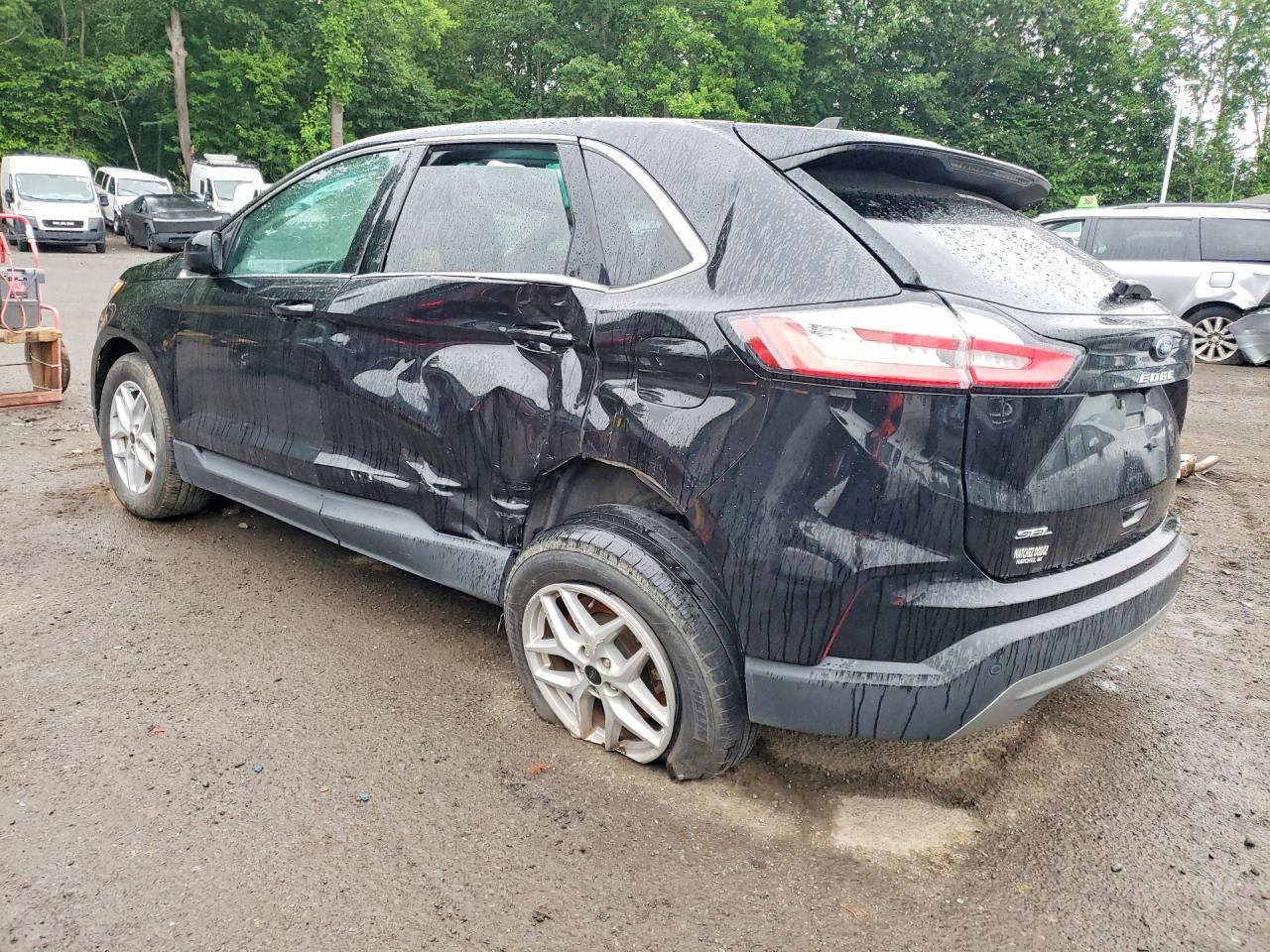 2023 Ford Edge Sel - Image 2