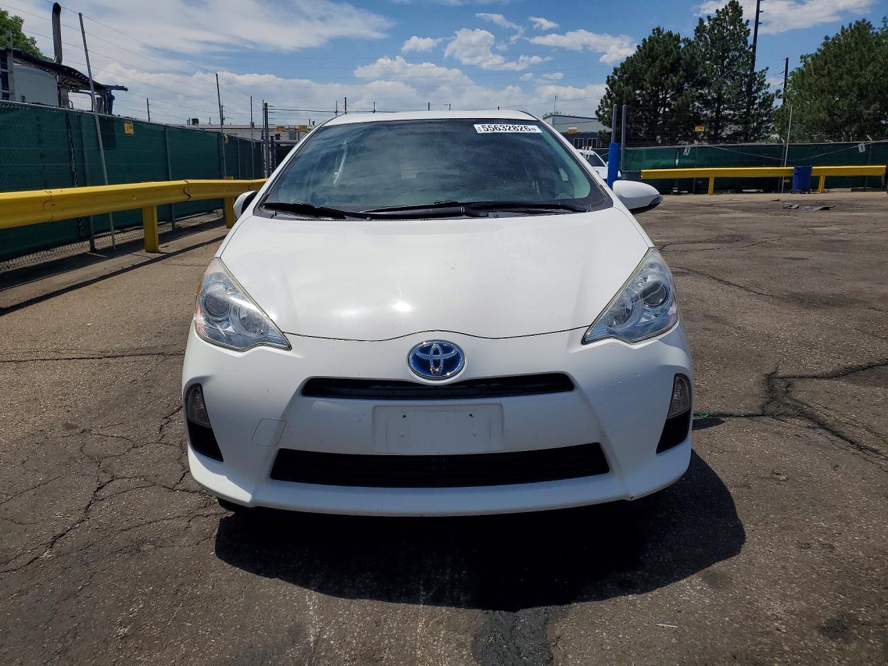 2013 Toyota Prius C Three - Фото 5