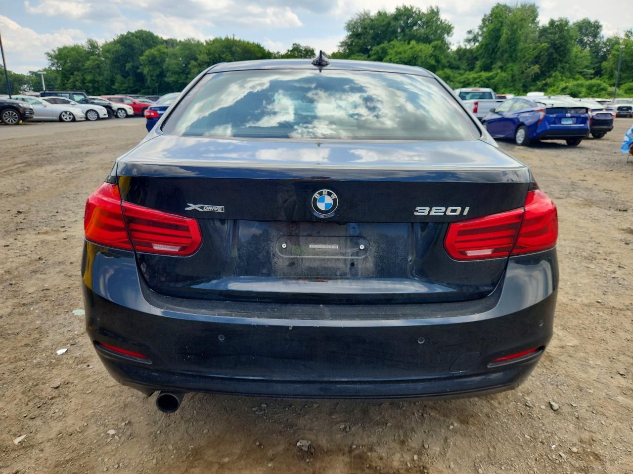 2016 BMW 320 Xi - Image 6