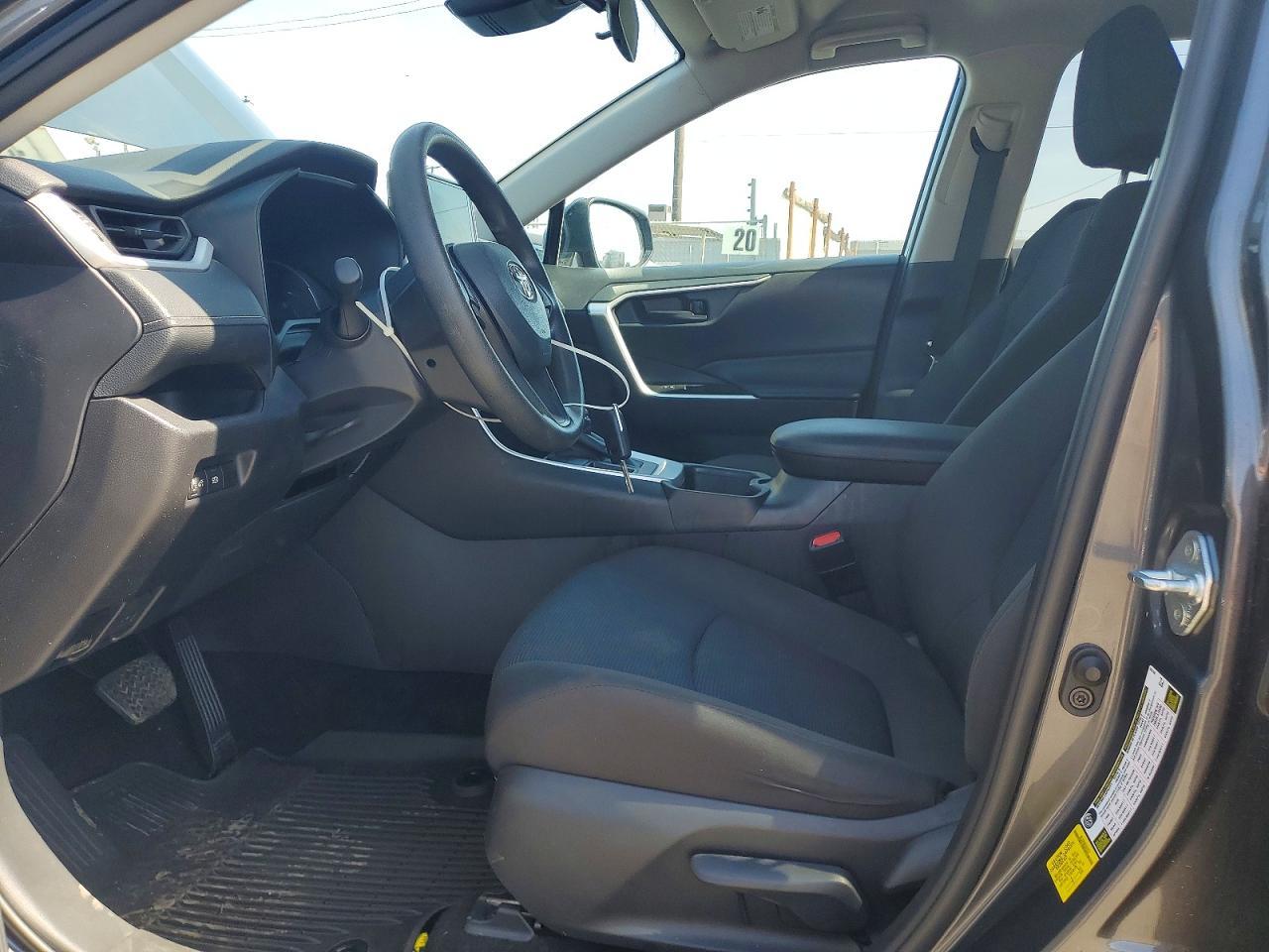 2024 Toyota Rav4 Le - Фото 7