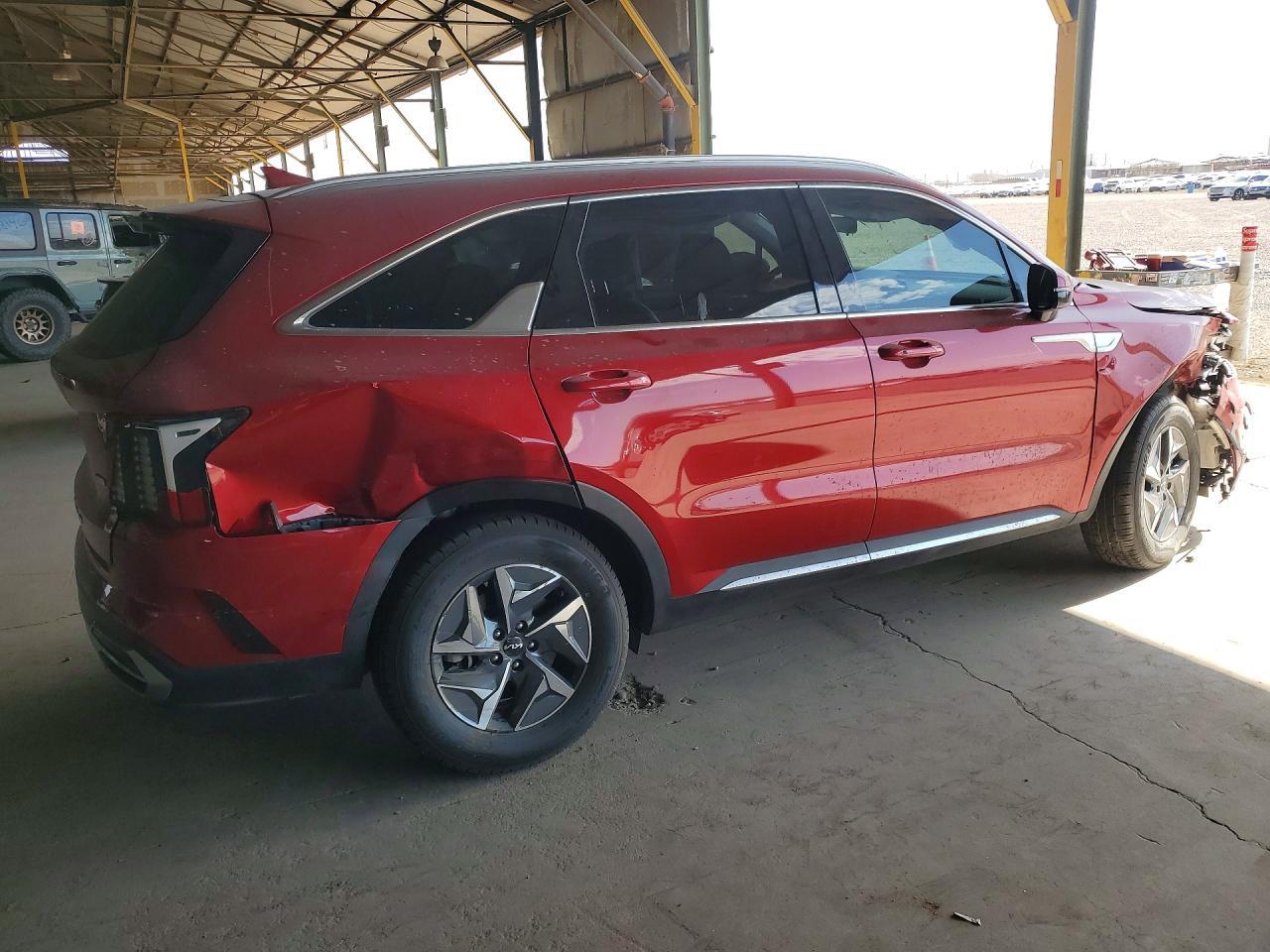 2022 Kia Sorento S - Фото 3