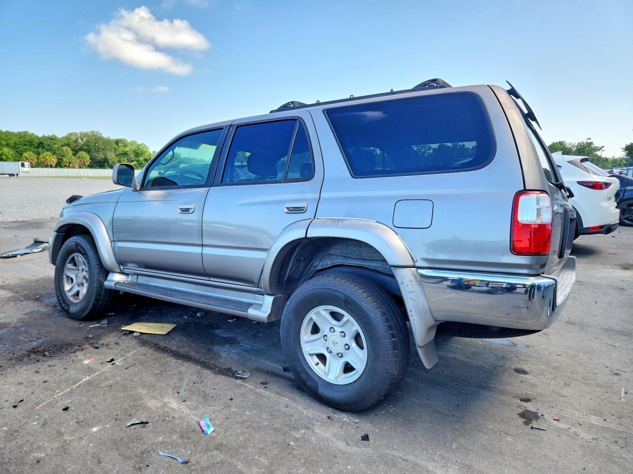 2001 Toyota 4Runner Sr5 - Фото 2