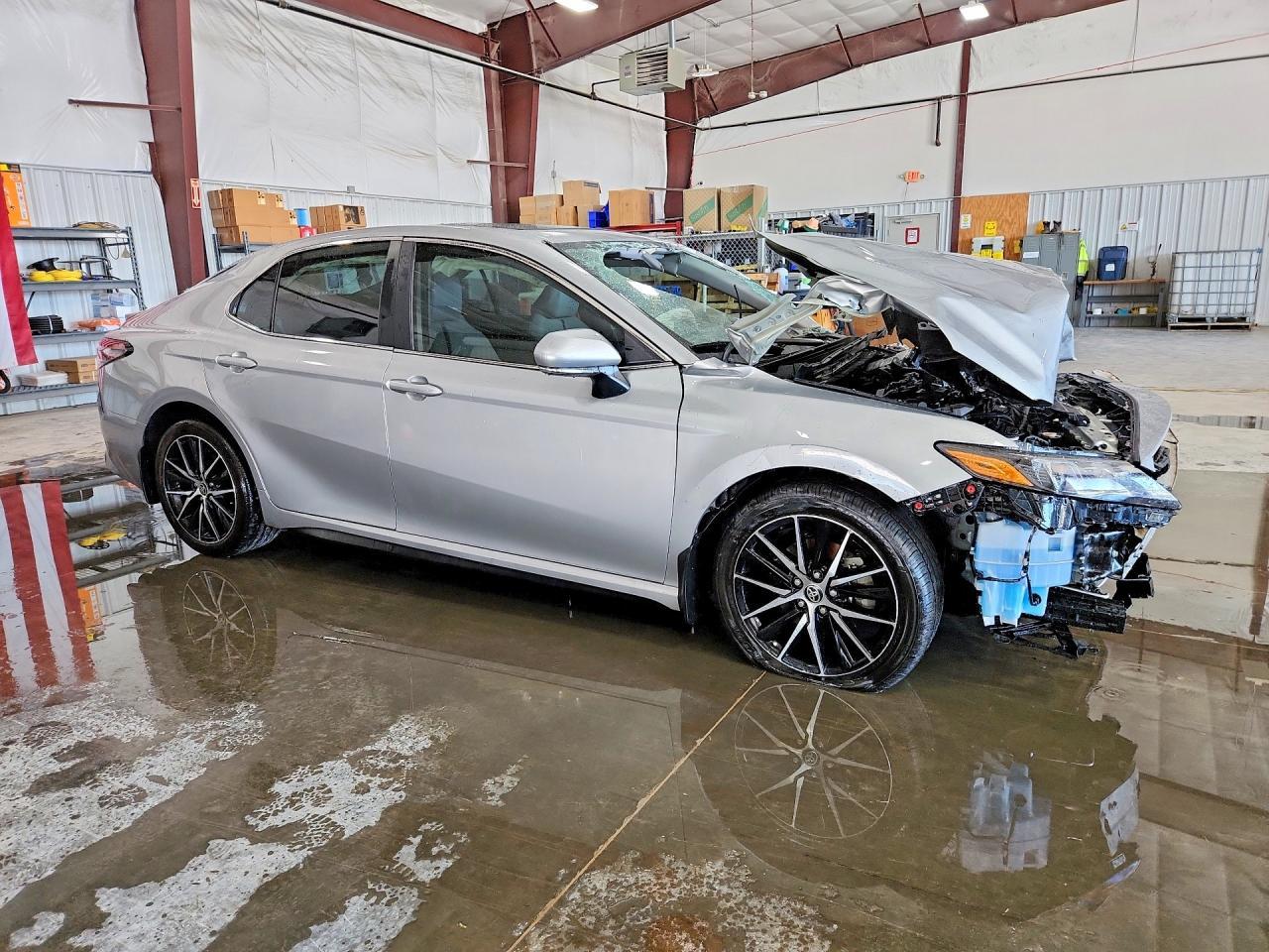 2024 Toyota Camry Se - Фото 4